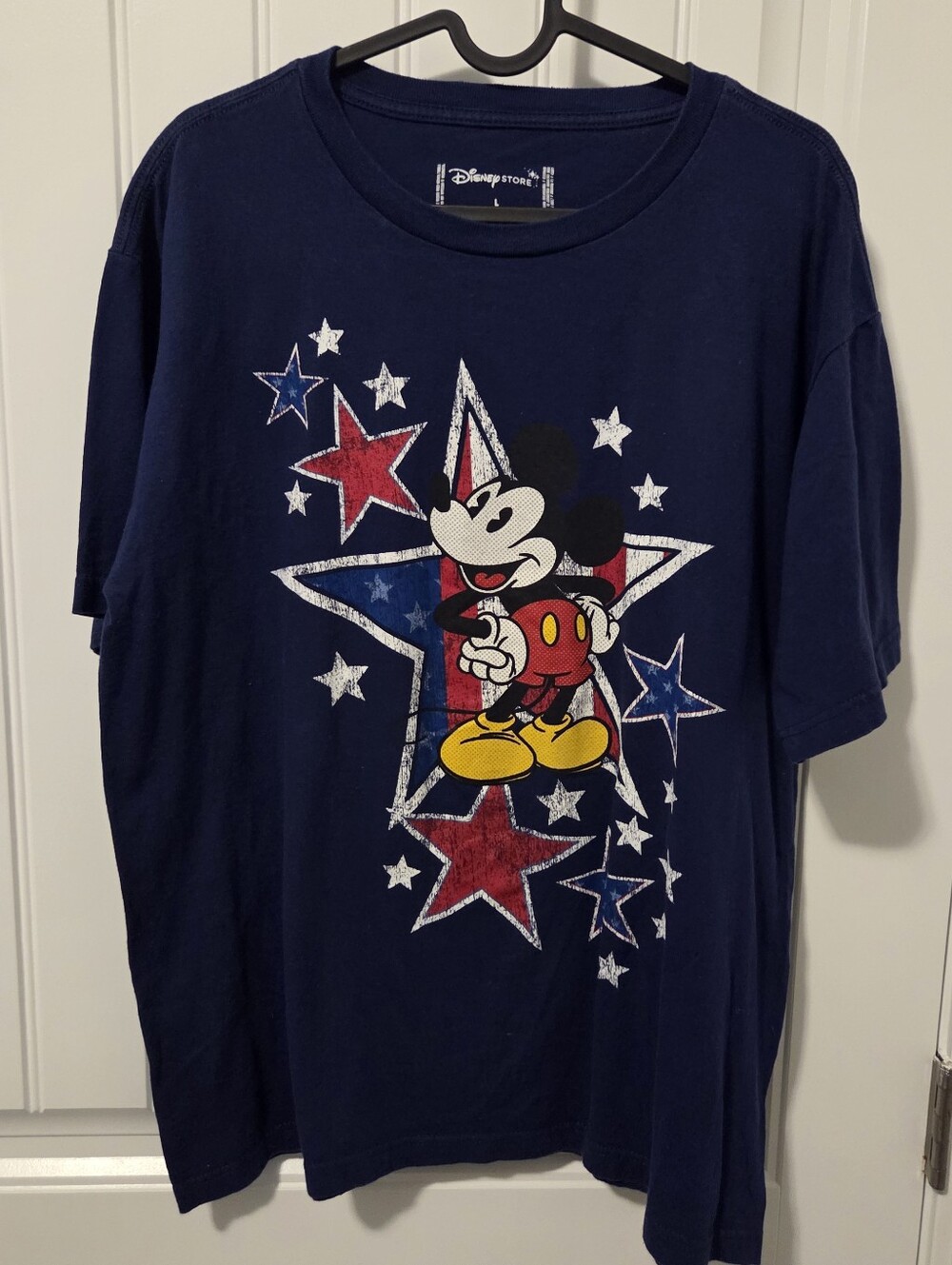 Disney Store Mickey Mouse Red White Blue Stars Adult Size Large T-Shirt